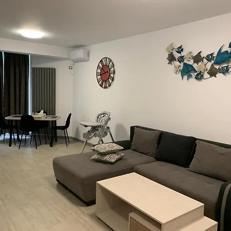 Paradis Land Апартаменты Нэводари